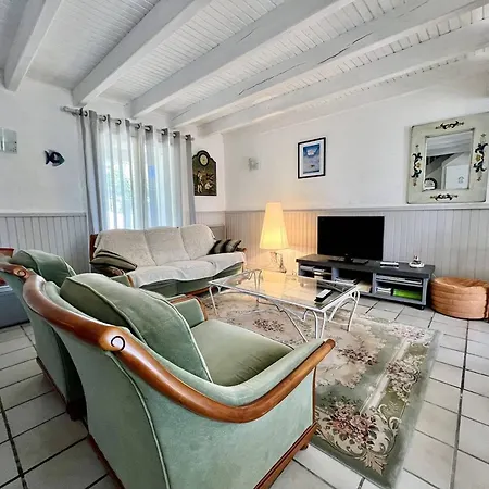 Maison Familiale A - 3 Chambres, Terrasse, Pres De La - Fr-1-246a-318