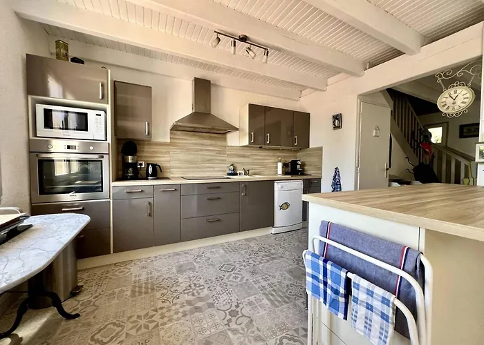 Maison 4 Pieces Proche - - 6 Personnes - Fr-1-246a-318