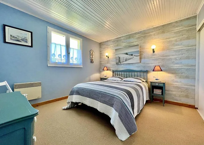 Maison 4 Pieces Proche - - 6 Personnes - Fr-1-246a-318 Holiday home